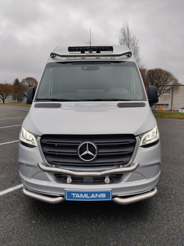 mercedes-benz-sprinter-tamlans-retkeilyauto-4325-tamlans